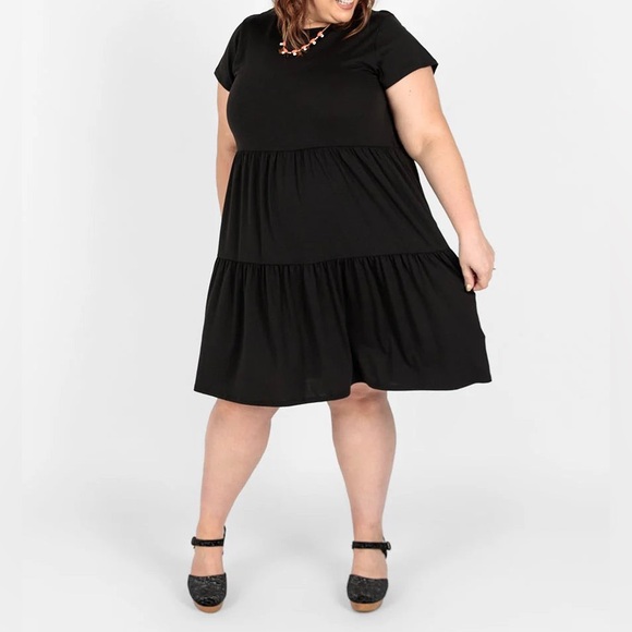 NWT - LuLaRoe Ariel Three Tiered Dress - Picture 1 of 6